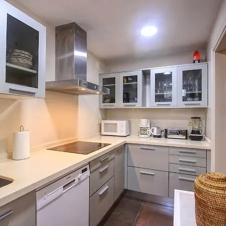 Apartment 1081 - Golden Beach Jacuzzi *