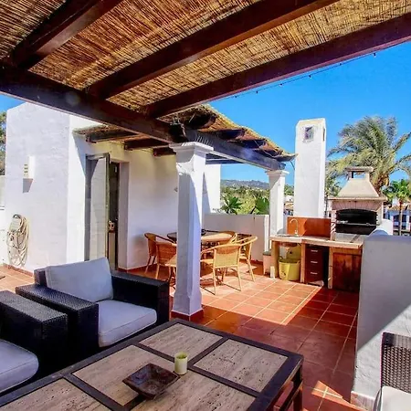 1081 - Golden Beach Jacuzzi Apartment Marbella